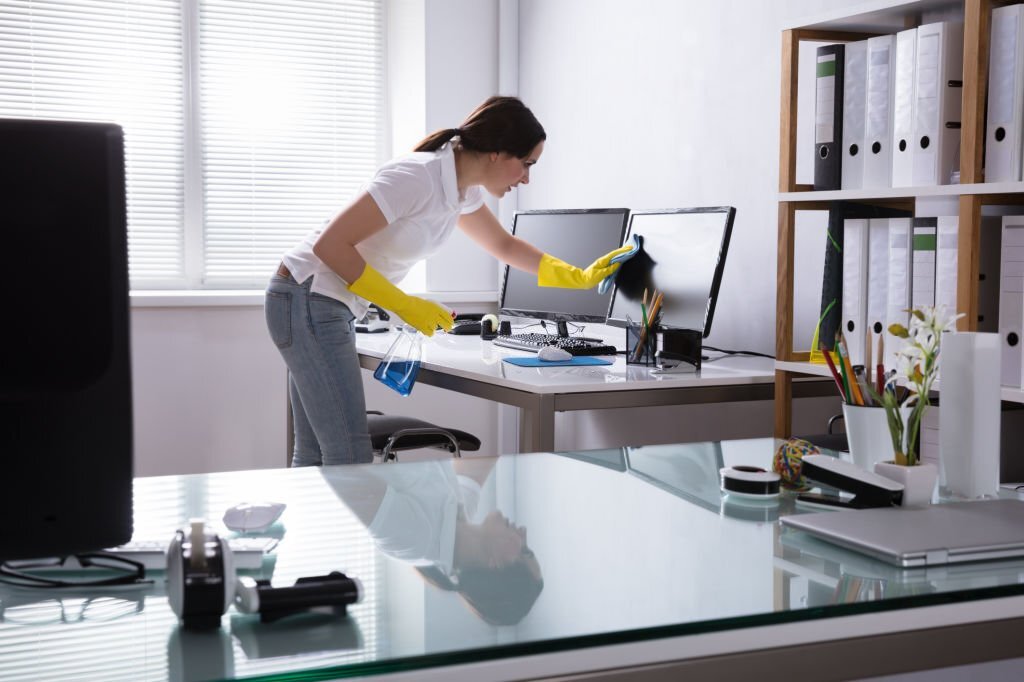 how much to charge for office cleaning